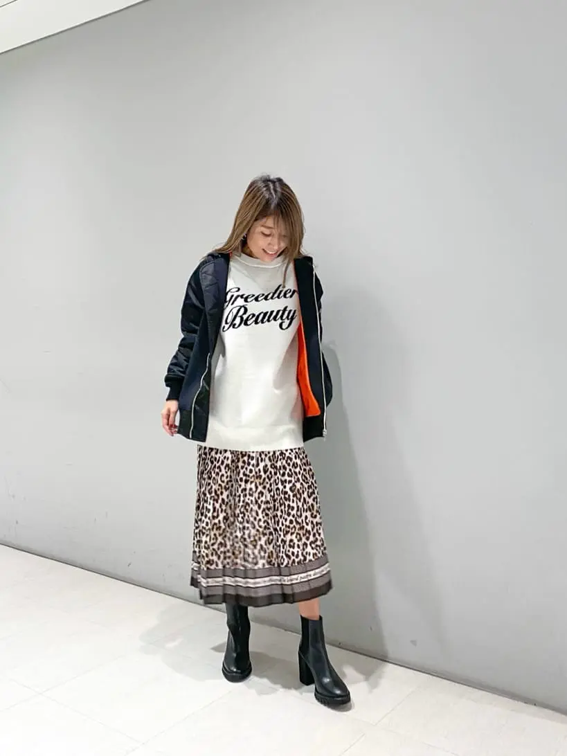 ORIGINATED IN GRACE CONTINENTAL yukimi yonee コーディネート画像