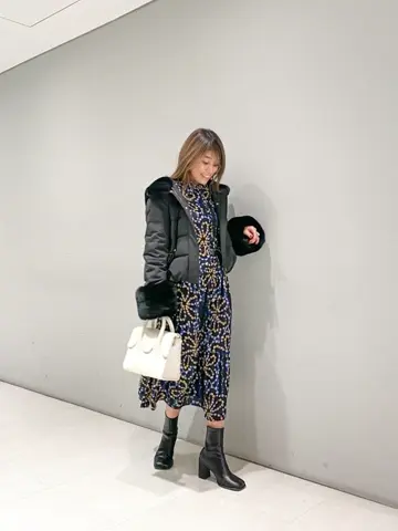 ORIGINATED IN GRACE CONTINENTAL yukimi yonee コーディネート画像