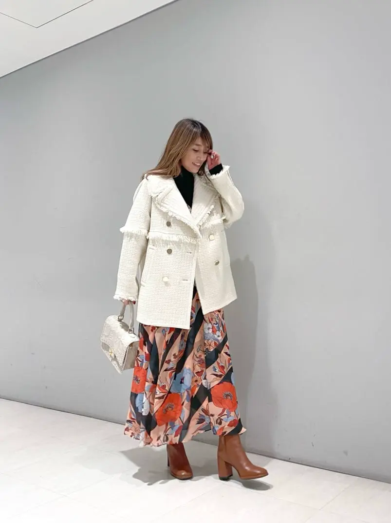 ORIGINATED IN GRACE CONTINENTAL yukimi yonee コーディネート画像