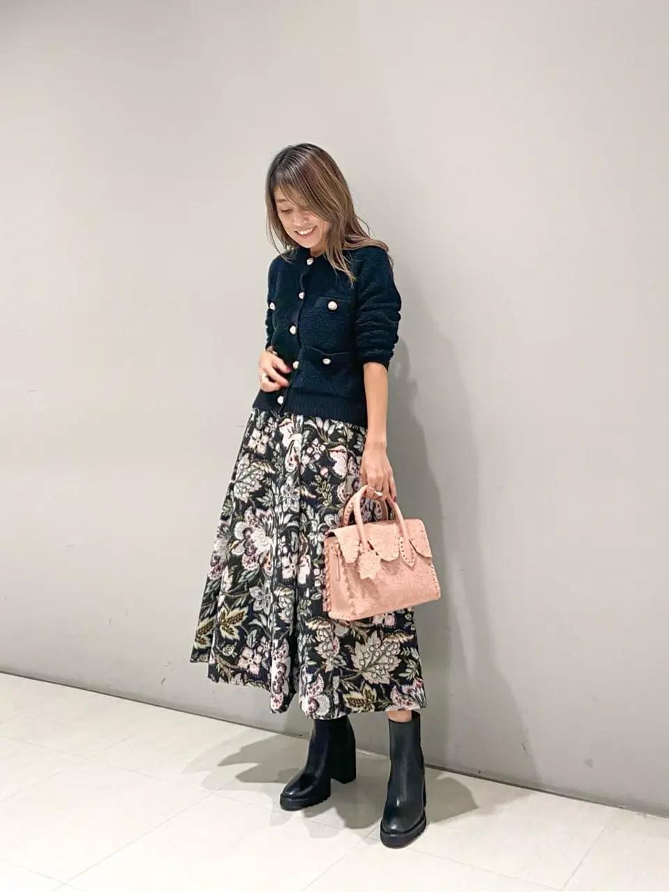 ORIGINATED IN GRACE CONTINENTAL yukimi yonee コーディネート画像