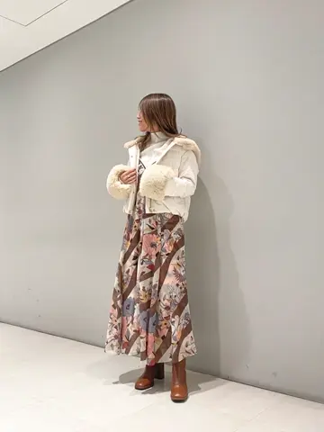 ORIGINATED IN GRACE CONTINENTAL yukimi yonee コーディネート画像