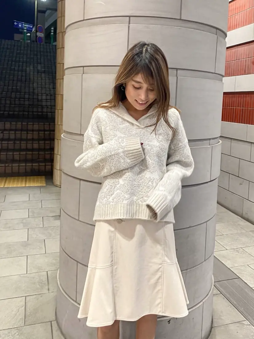 ORIGINATED IN GRACE CONTINENTAL yukimi yonee コーディネート画像