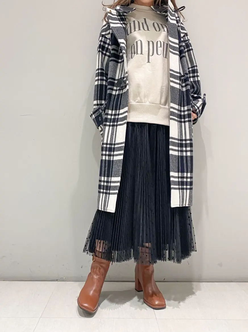 ORIGINATED IN GRACE CONTINENTAL yukimi yonee コーディネート画像