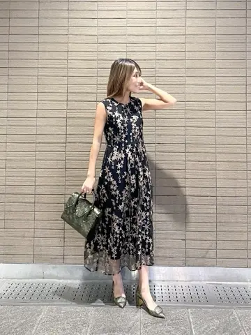 ORIGINATED IN GRACE CONTINENTAL yukimi yonee コーディネート画像