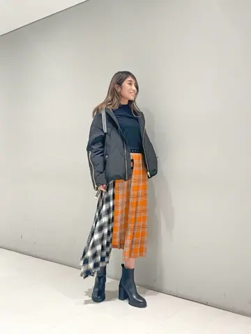 ORIGINATED IN GRACE CONTINENTAL yukimi yonee コーディネート画像