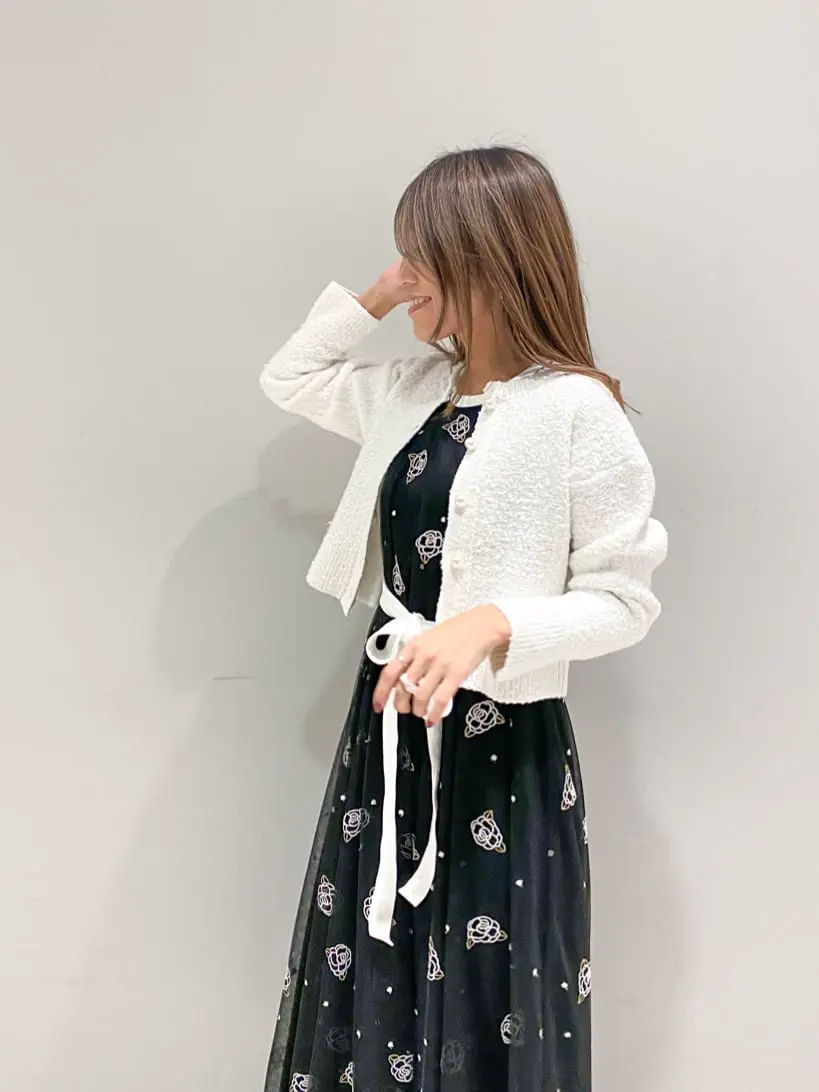 ORIGINATED IN GRACE CONTINENTAL yukimi yonee コーディネート画像