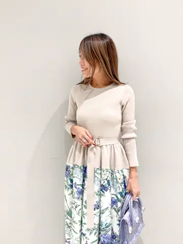 ORIGINATED IN GRACE CONTINENTAL yukimi yonee コーディネート画像