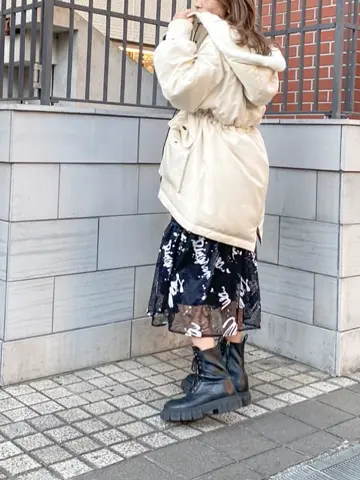 ORIGINATED IN GRACE CONTINENTAL yukimi yonee コーディネート画像