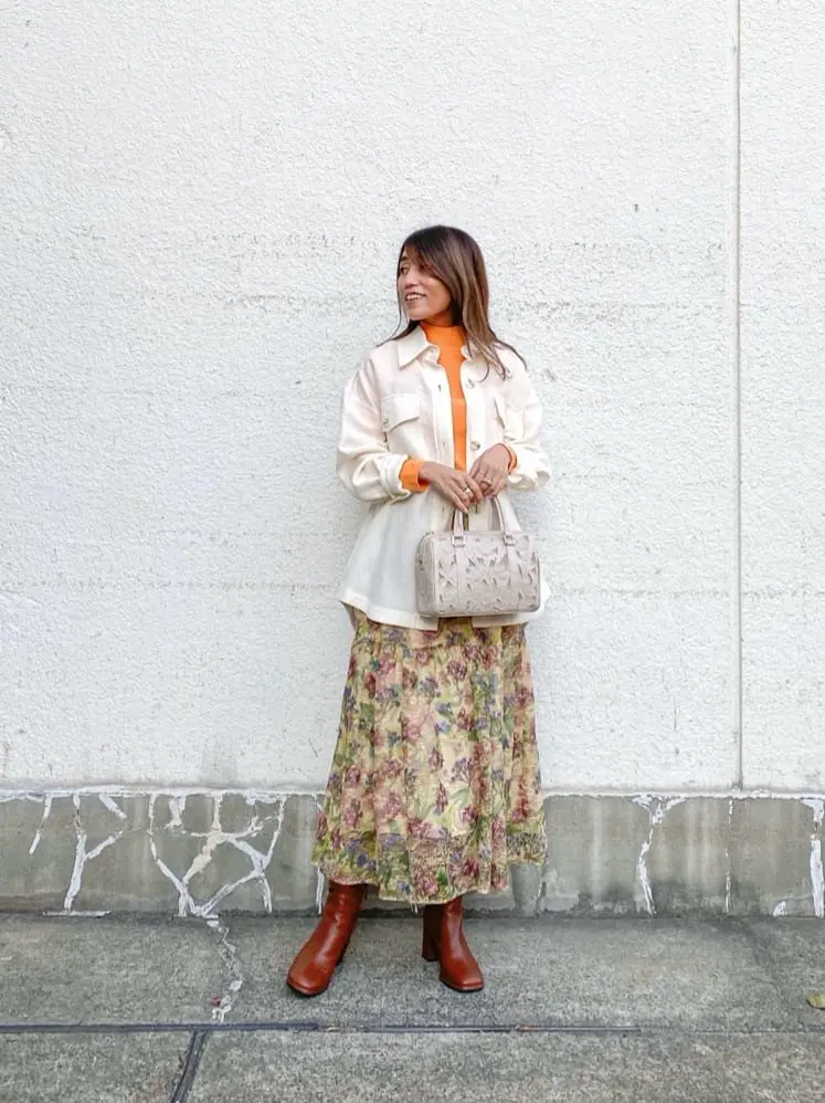 ORIGINATED IN GRACE CONTINENTAL yukimi yonee コーディネート画像