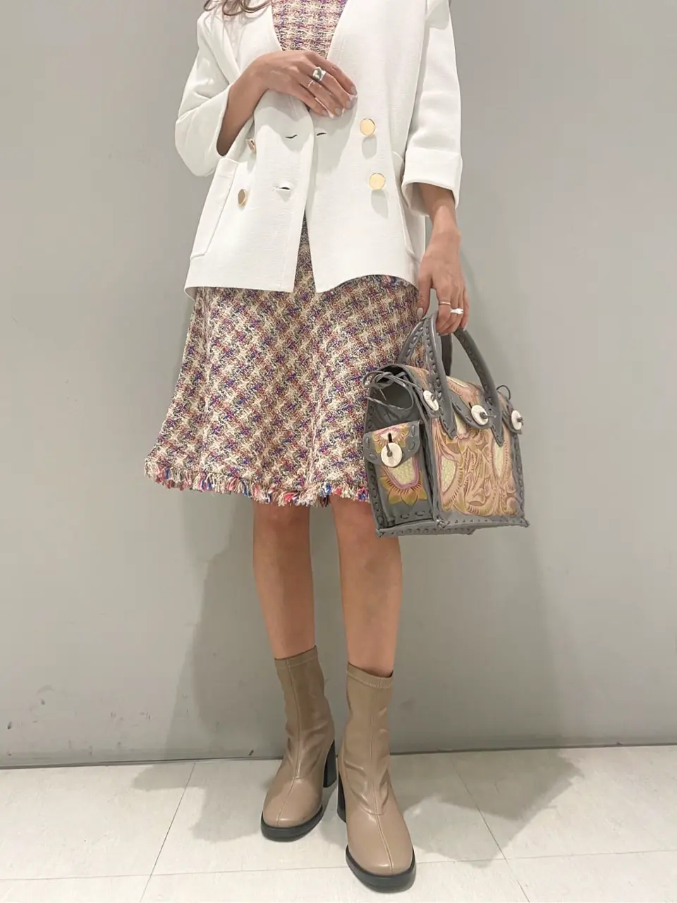 ORIGINATED IN GRACE CONTINENTAL yukimi yonee コーディネート画像