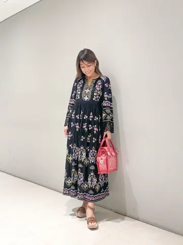 ORIGINATED IN GRACE CONTINENTAL yukimi yonee コーディネート画像