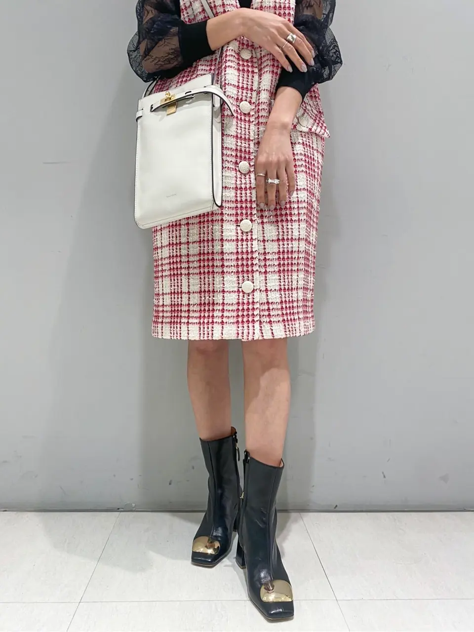 ORIGINATED IN GRACE CONTINENTAL yukimi yonee コーディネート画像