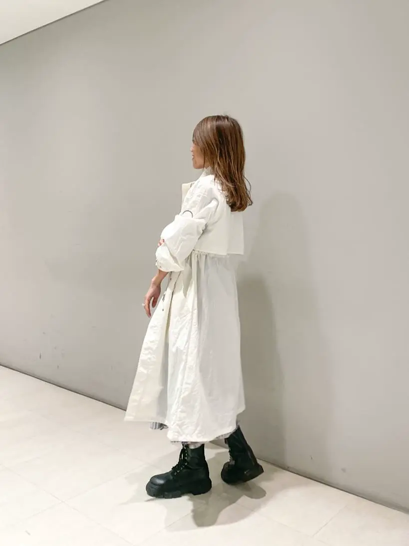 ORIGINATED IN GRACE CONTINENTAL yukimi yonee コーディネート画像