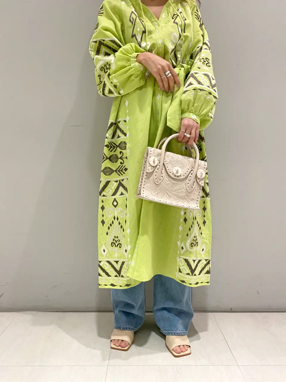 ORIGINATED IN GRACE CONTINENTAL yukimi yonee コーディネート画像