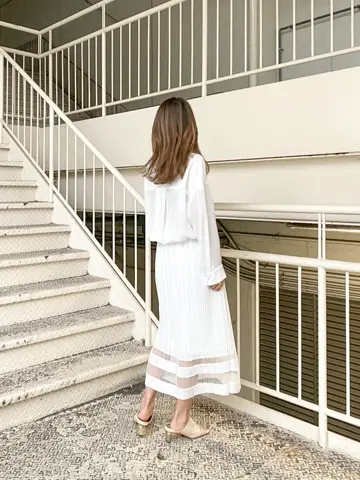 ORIGINATED IN GRACE CONTINENTAL yukimi yonee コーディネート画像