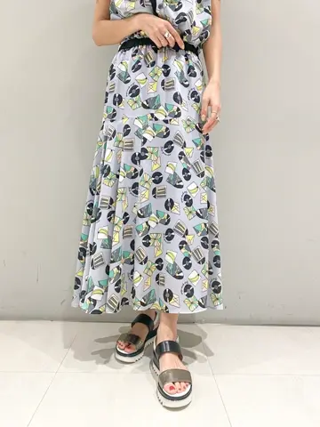 ORIGINATED IN GRACE CONTINENTAL yukimi yonee コーディネート画像