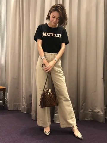 ORIGINATED IN GRACE CONTINENTAL 亀田 未希 コーディネート画像