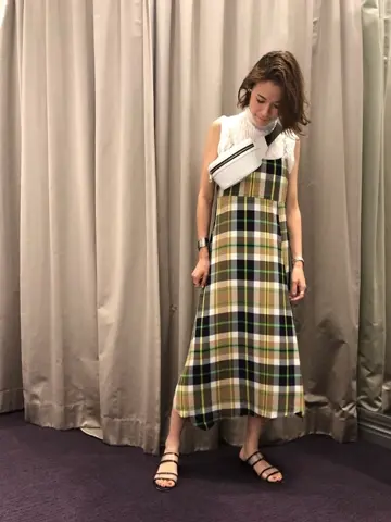 ORIGINATED IN GRACE CONTINENTAL 亀田 未希 コーディネート画像