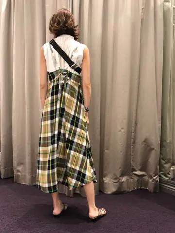 ORIGINATED IN GRACE CONTINENTAL 亀田 未希 コーディネート画像