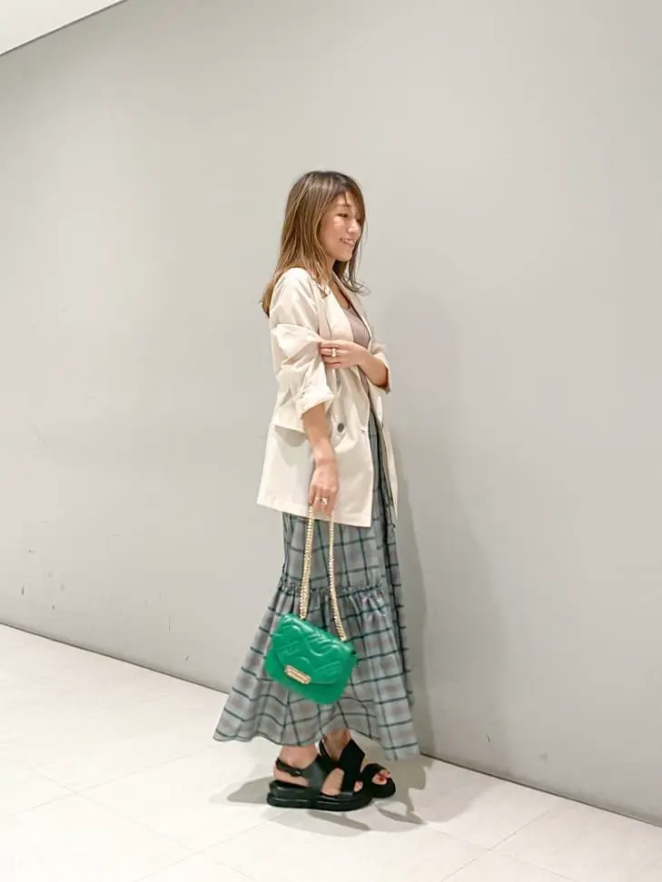 ORIGINATED IN GRACE CONTINENTAL yukimi yonee コーディネート画像