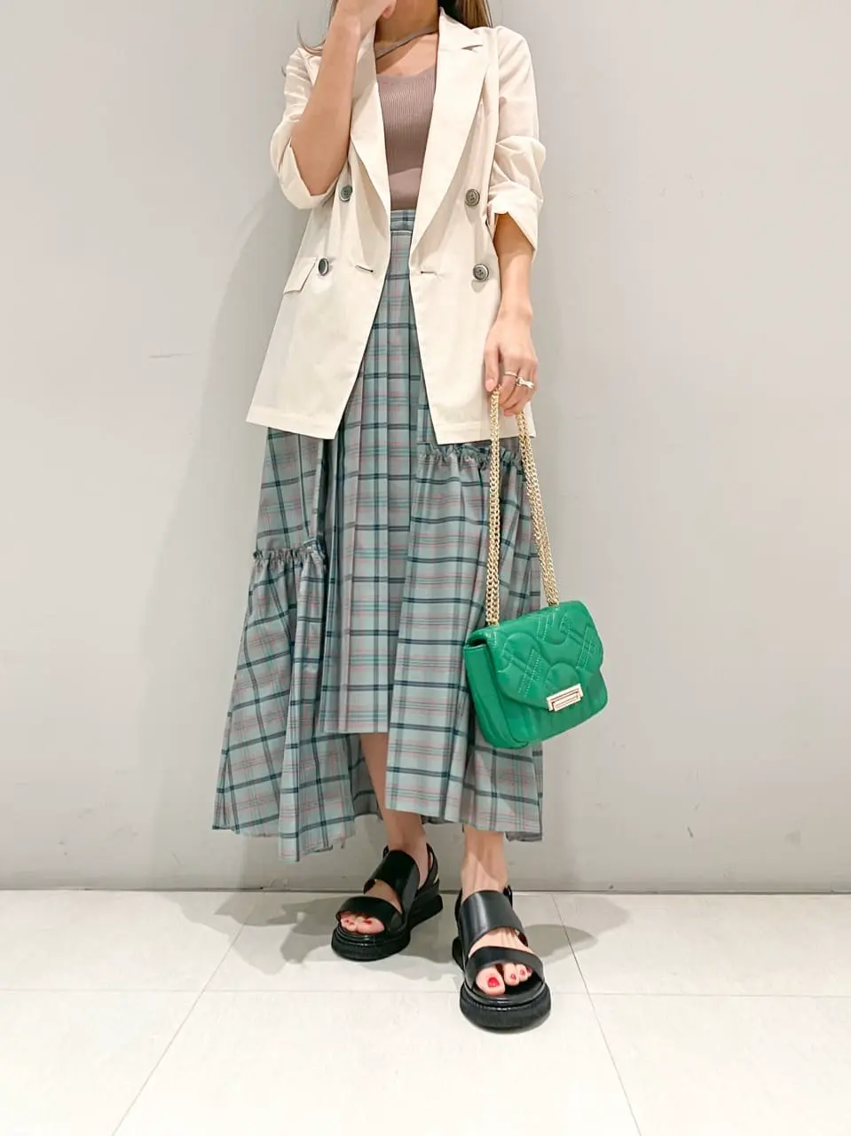 ORIGINATED IN GRACE CONTINENTAL yukimi yonee コーディネート画像