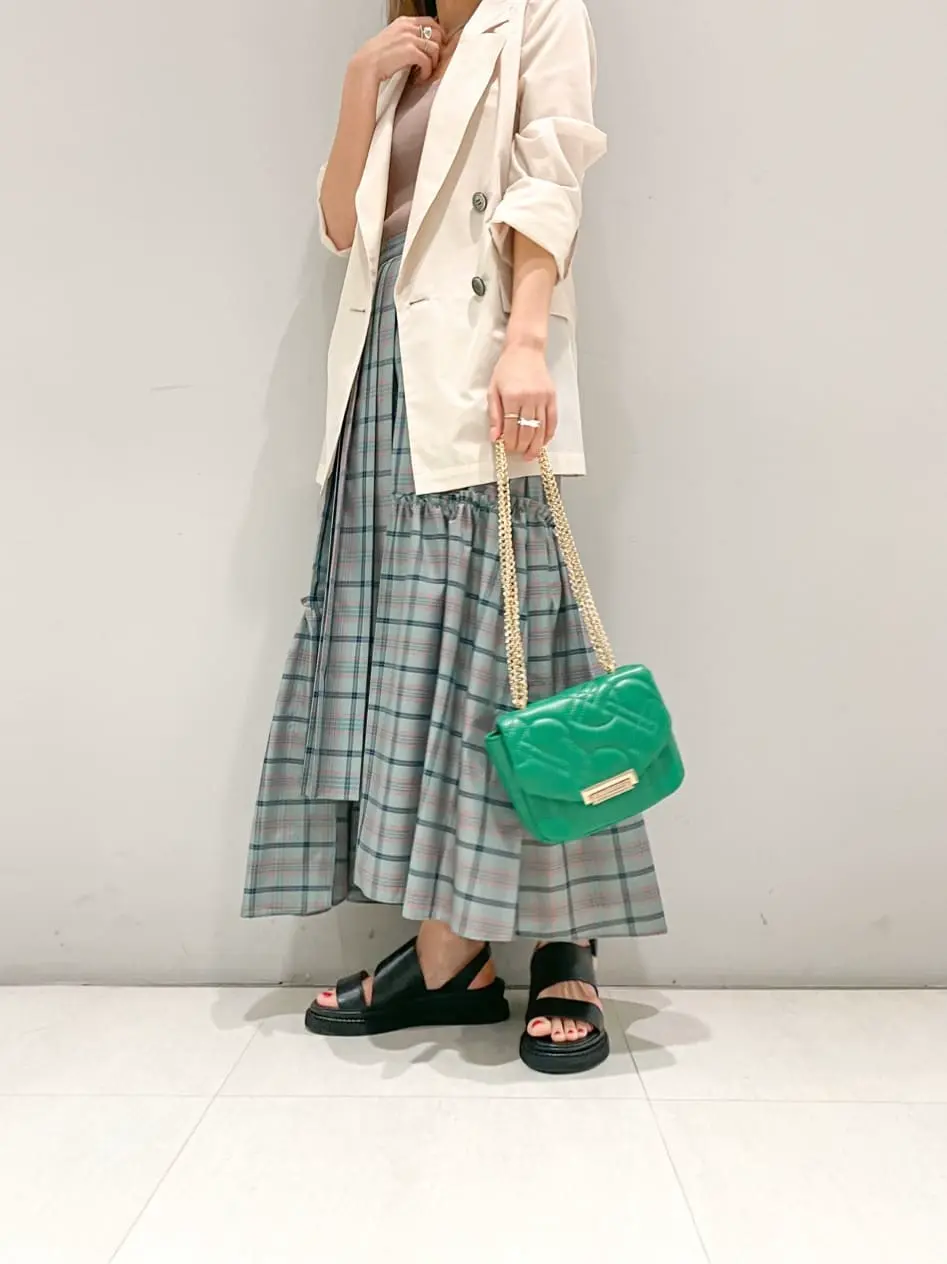 ORIGINATED IN GRACE CONTINENTAL yukimi yonee コーディネート画像