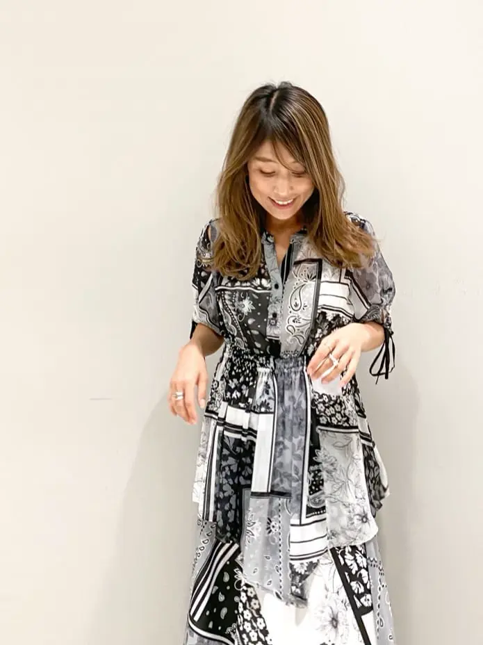 ORIGINATED IN GRACE CONTINENTAL yukimi yonee コーディネート画像