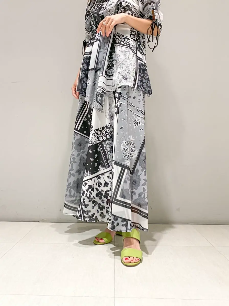 ORIGINATED IN GRACE CONTINENTAL yukimi yonee コーディネート画像