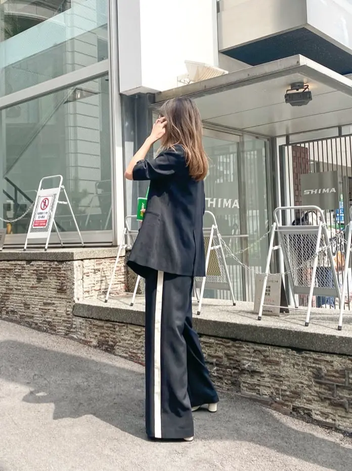 ORIGINATED IN GRACE CONTINENTAL yukimi yonee コーディネート画像