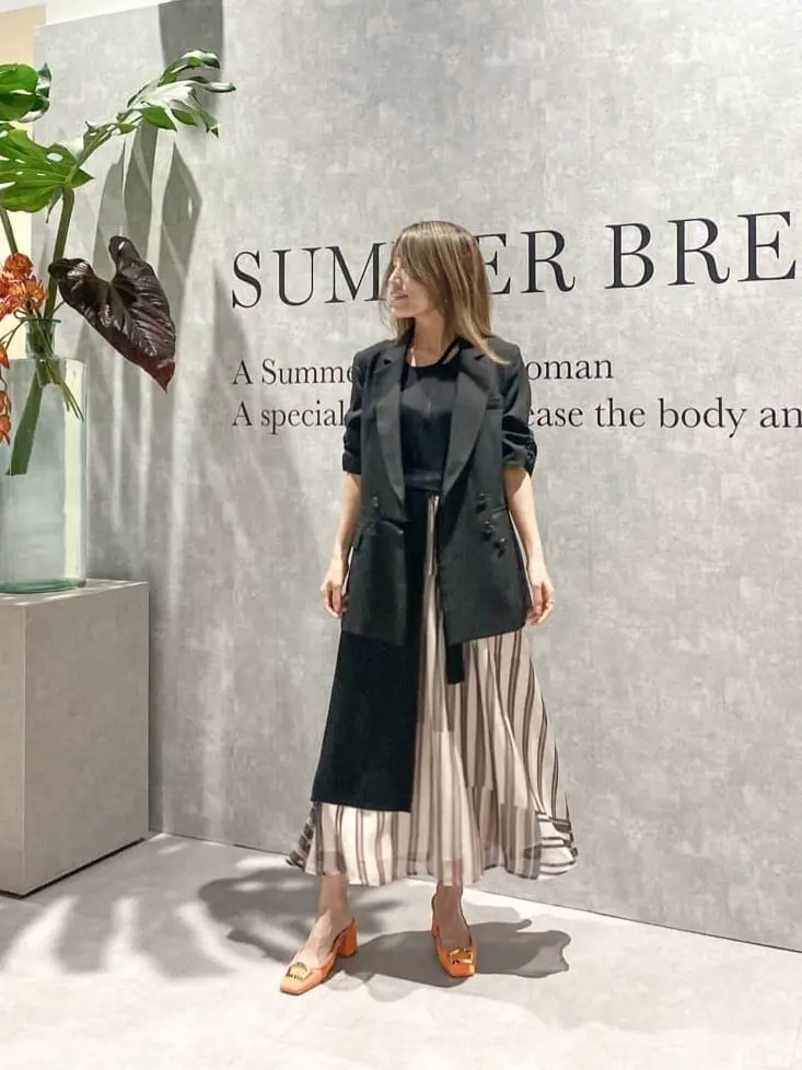 ORIGINATED IN GRACE CONTINENTAL yukimi yonee コーディネート画像