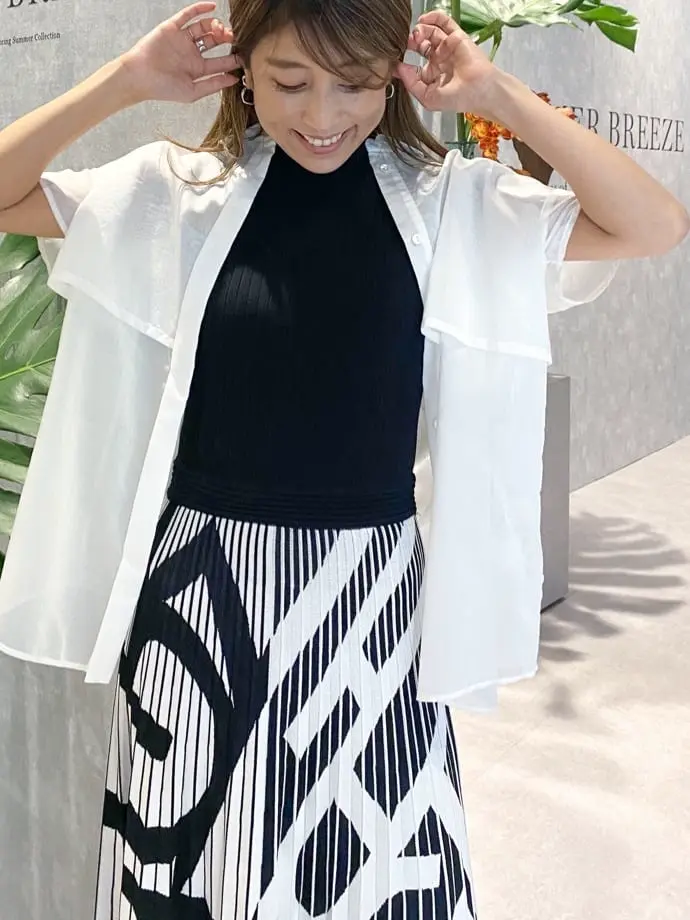 ORIGINATED IN GRACE CONTINENTAL yukimi yonee コーディネート画像