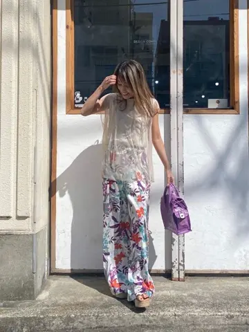 ORIGINATED IN GRACE CONTINENTAL yukimi yonee コーディネート画像