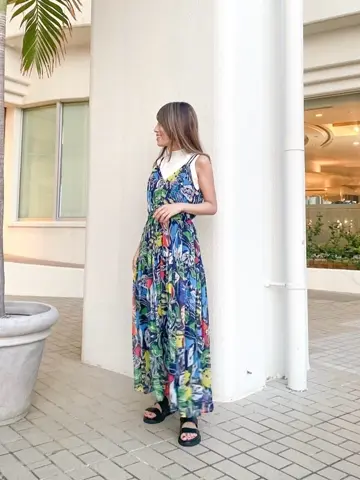 ORIGINATED IN GRACE CONTINENTAL yukimi yonee コーディネート画像