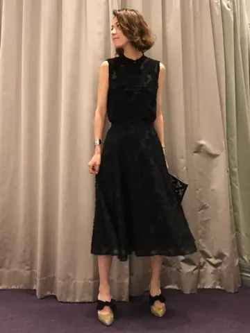 ORIGINATED IN GRACE CONTINENTAL 亀田 未希 コーディネート画像