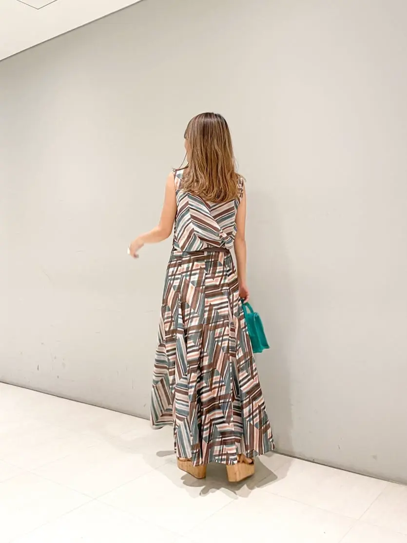 ORIGINATED IN GRACE CONTINENTAL yukimi yonee コーディネート画像