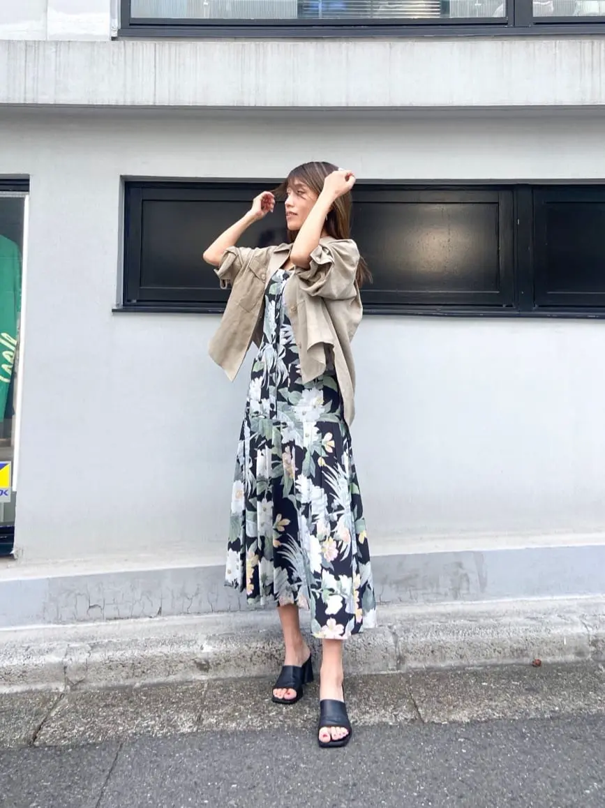 ORIGINATED IN GRACE CONTINENTAL yukimi yonee コーディネート画像