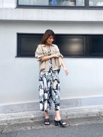 ORIGINATED IN GRACE CONTINENTAL yukimi yonee コーディネート画像