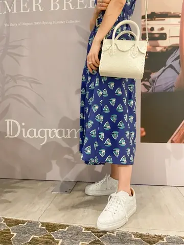 ORIGINATED IN GRACE CONTINENTAL yukimi yonee コーディネート画像