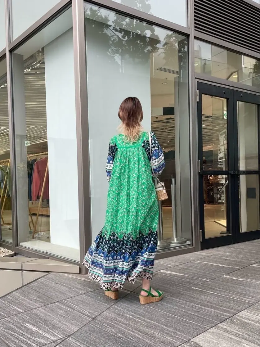 ORIGINATED IN GRACE CONTINENTAL 三浦　芙優 コーディネート画像