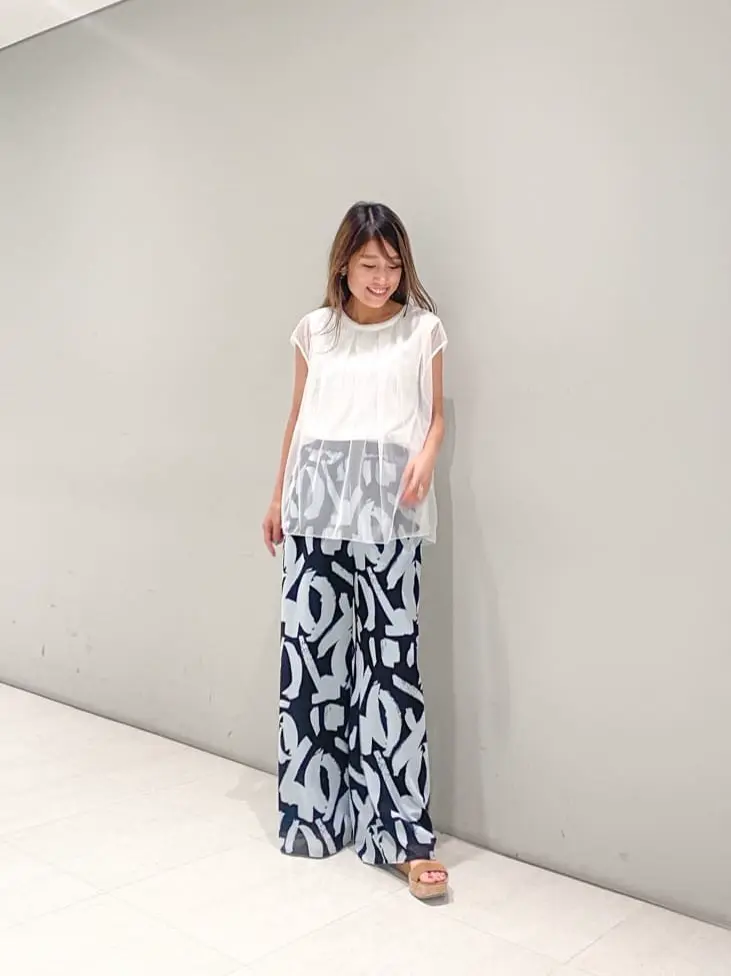 ORIGINATED IN GRACE CONTINENTAL yukimi yonee コーディネート画像