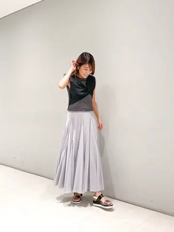 ORIGINATED IN GRACE CONTINENTAL yukimi yonee コーディネート画像