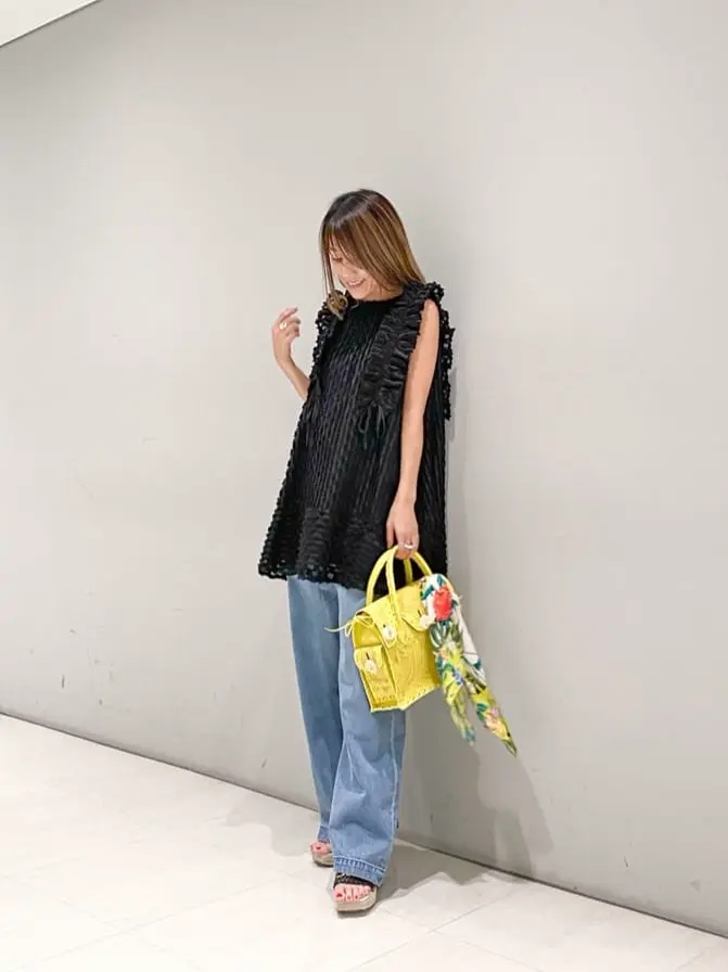 ORIGINATED IN GRACE CONTINENTAL yukimi yonee コーディネート画像