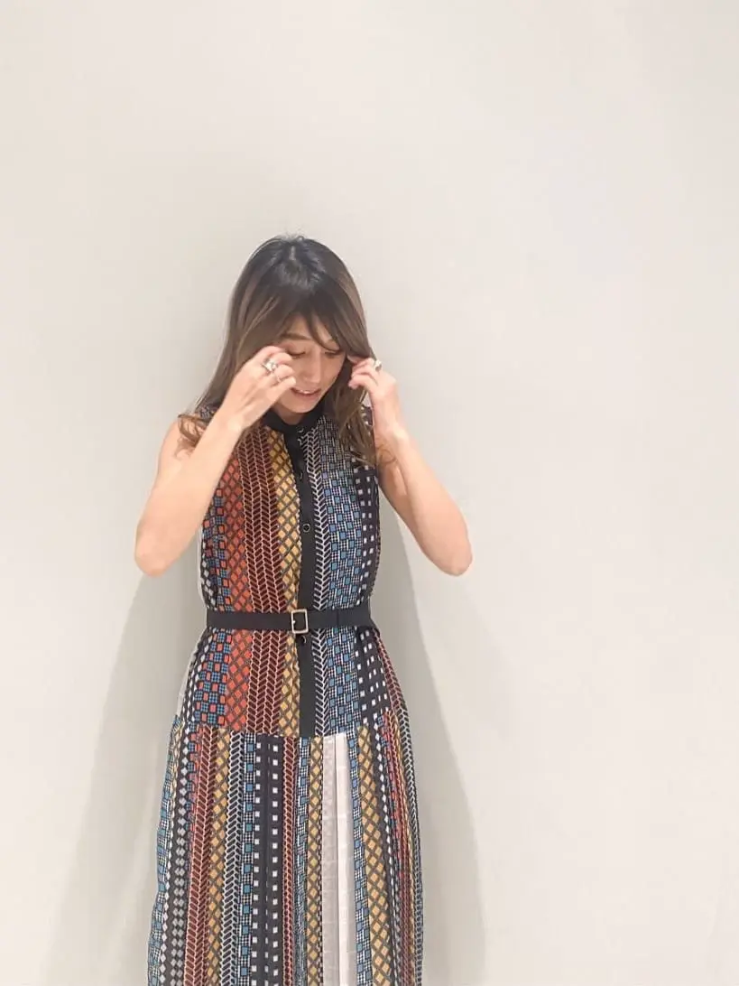 ORIGINATED IN GRACE CONTINENTAL yukimi yonee コーディネート画像