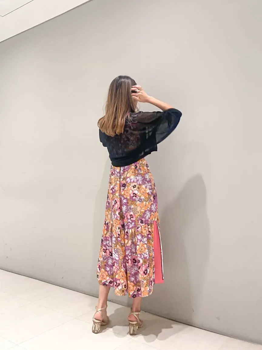 ORIGINATED IN GRACE CONTINENTAL yukimi yonee コーディネート画像