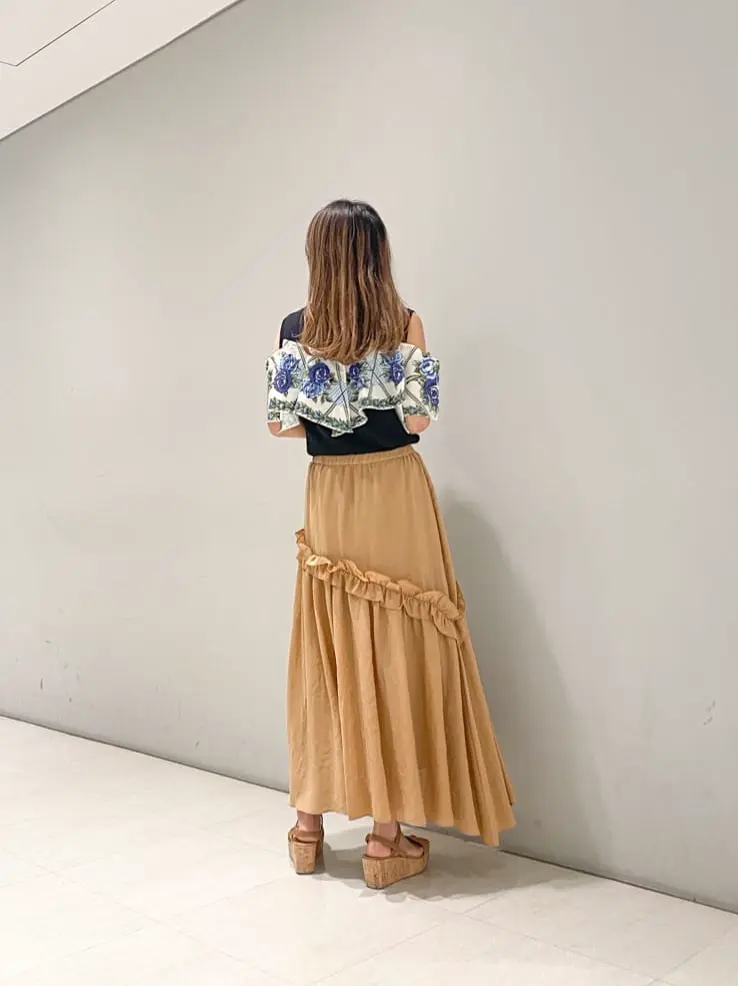 ORIGINATED IN GRACE CONTINENTAL yukimi yonee コーディネート画像