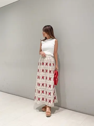 ORIGINATED IN GRACE CONTINENTAL yukimi yonee コーディネート画像