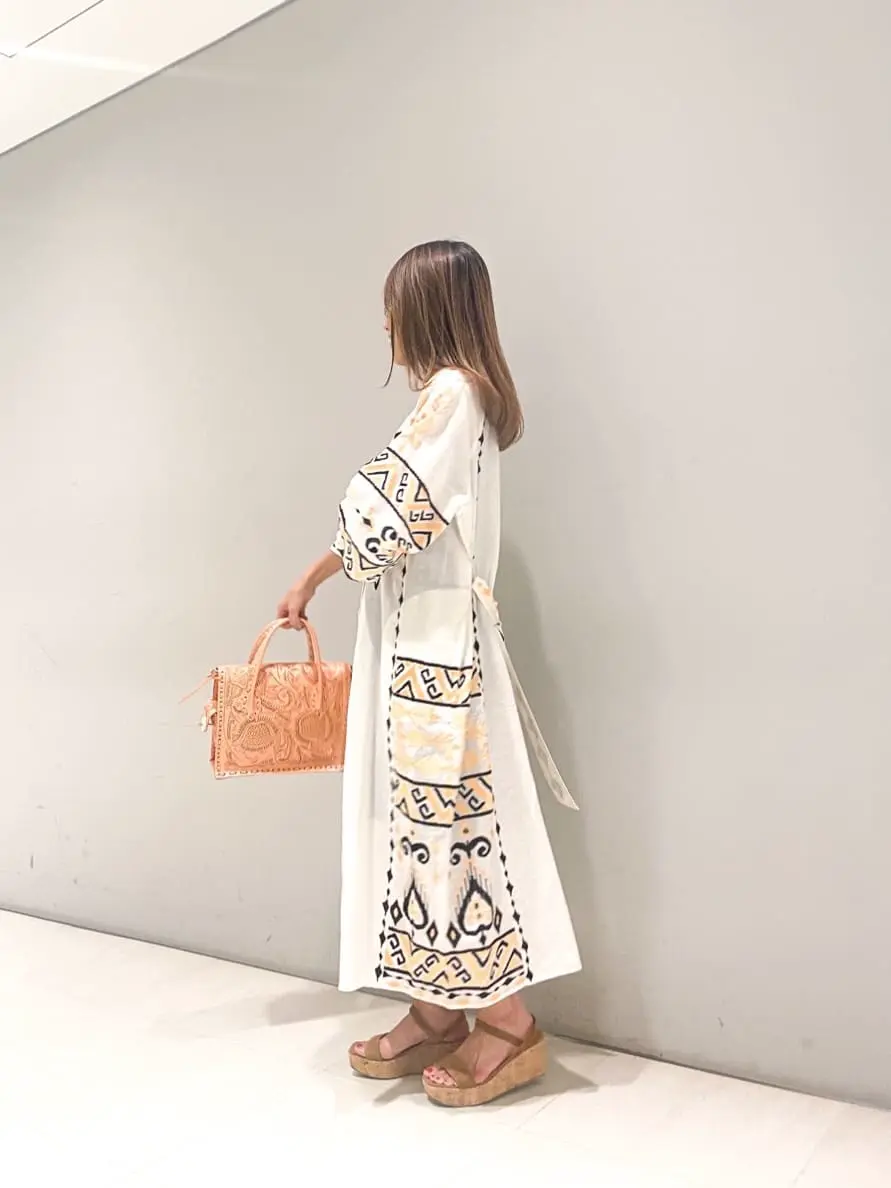 ORIGINATED IN GRACE CONTINENTAL yukimi yonee コーディネート画像