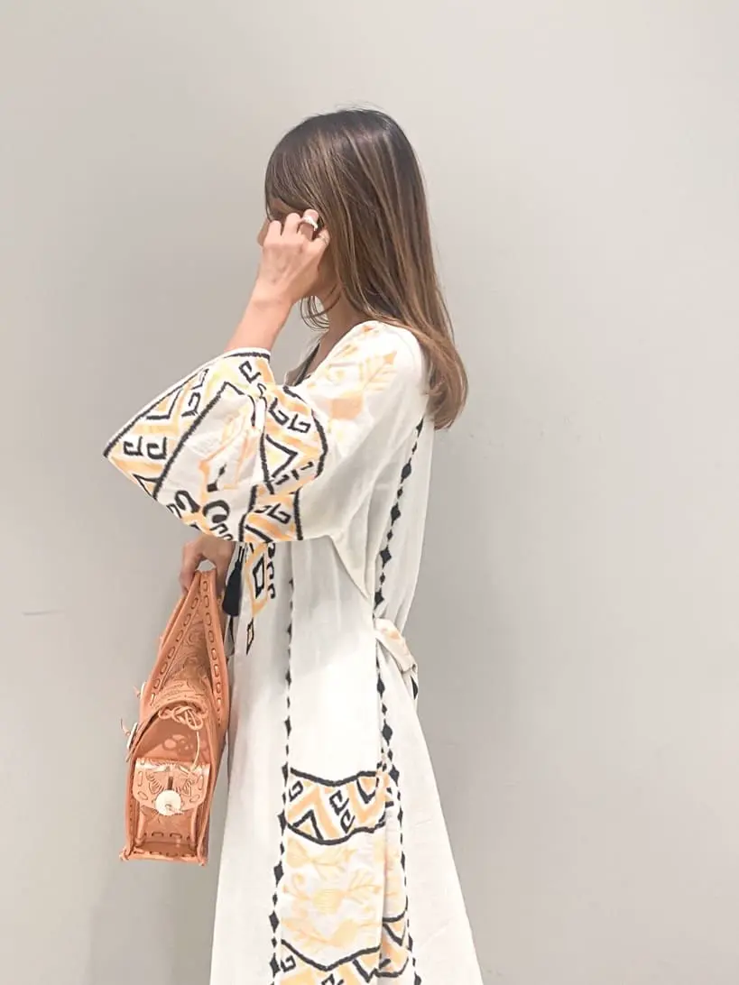 ORIGINATED IN GRACE CONTINENTAL yukimi yonee コーディネート画像