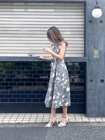 ORIGINATED IN GRACE CONTINENTAL yukimi yonee コーディネート画像