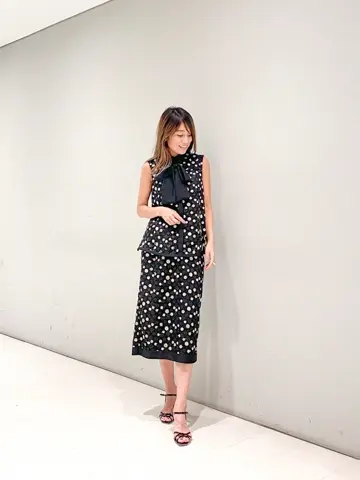 ORIGINATED IN GRACE CONTINENTAL yukimi yonee コーディネート画像